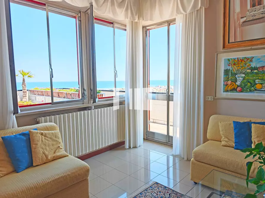 Immagine 17 di Attico in vendita  in Viale dello Splendore 14 a Giulianova