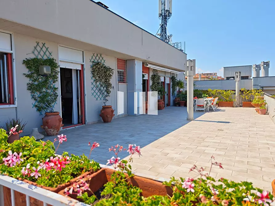 Immagine 4 di Attico in vendita  in Viale dello Splendore 14 a Giulianova