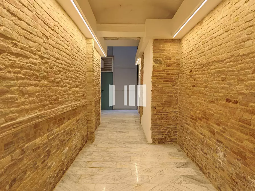 Immagine 23 di Ufficio in vendita  in Piazza Martiri della libertà a Teramo