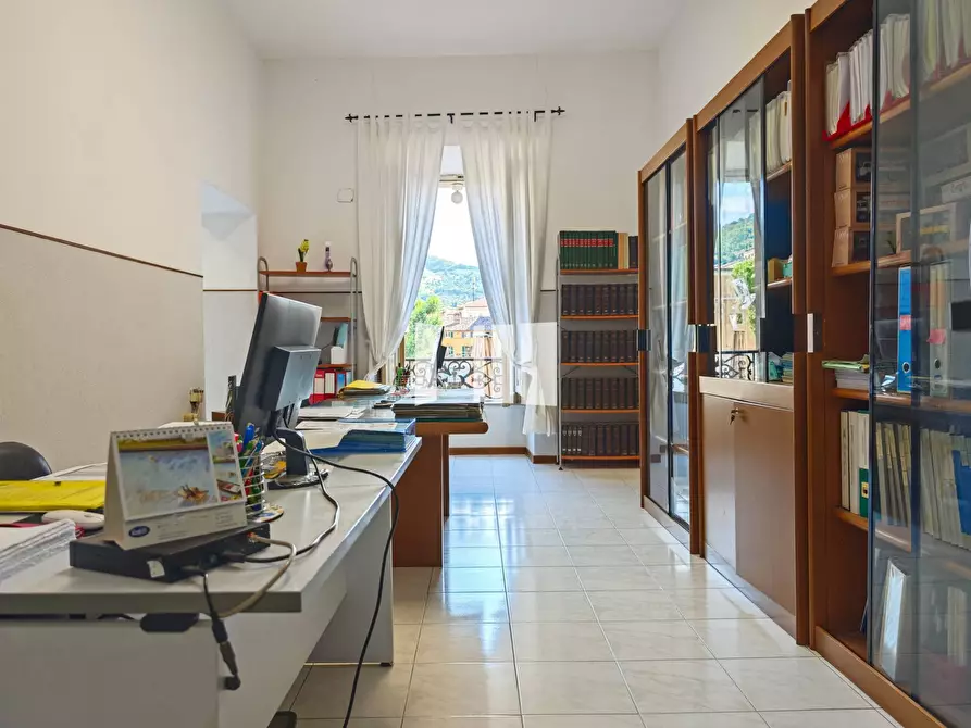 Immagine 3 di Ufficio in vendita  in Piazza Martiri della libertà a Teramo