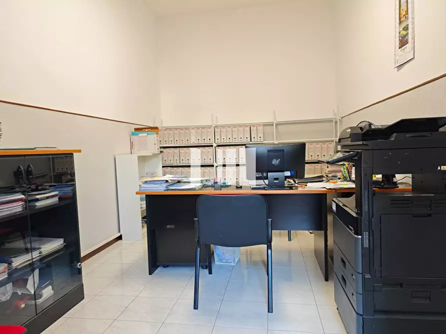 Immagine 12 di Ufficio in vendita  in Piazza Martiri della libertà a Teramo