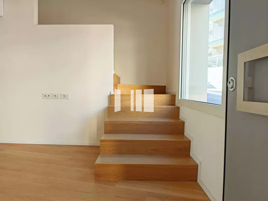 Immagine 4 di Villetta a schiera in affitto  in Via Alfonso de Albentiis 112 a Teramo