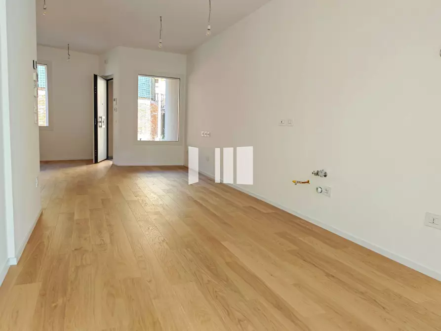 Immagine 9 di Villetta a schiera in affitto  in Via Alfonso de Albentiis 112 a Teramo