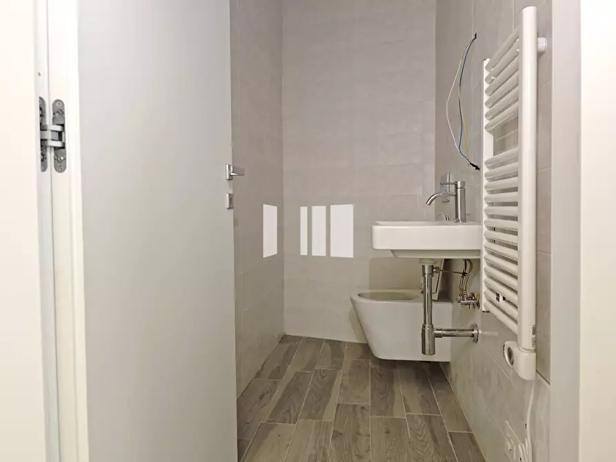 Immagine 15 di Villetta a schiera in affitto  in Via Alfonso de Albentiis 112 a Teramo