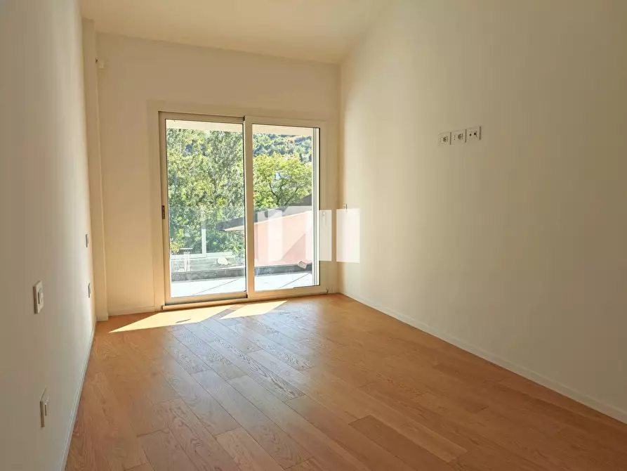 Immagine 24 di Villetta a schiera in affitto  in Via Alfonso de Albentiis 112 a Teramo