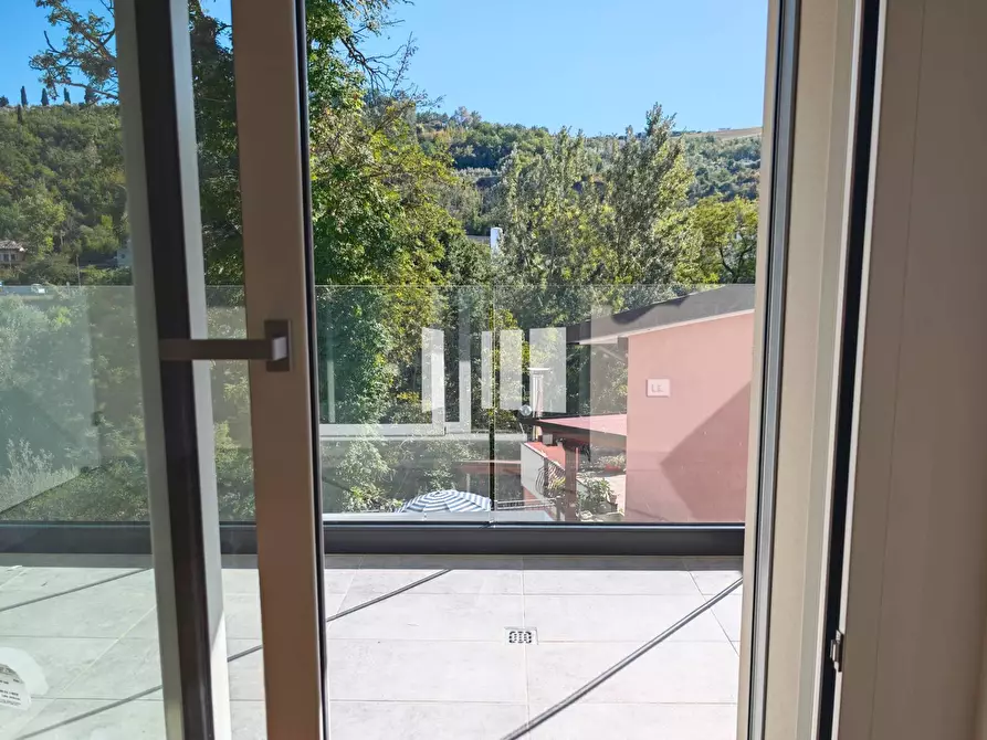 Immagine 25 di Villetta a schiera in affitto  in Via Alfonso de Albentiis 112 a Teramo