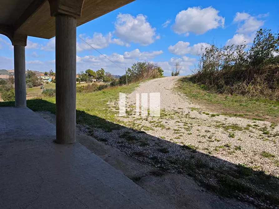 Immagine 7 di Casa semindipendente in vendita  in Via Villa De Luca 12 a Bellante