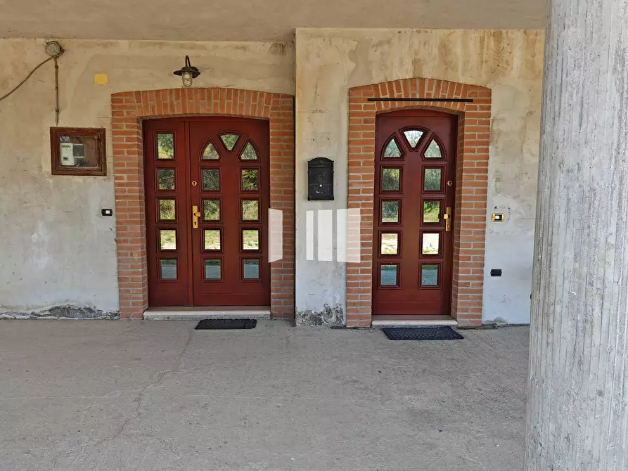 Immagine 9 di Casa semindipendente in vendita  in Via Villa De Luca 12 a Bellante