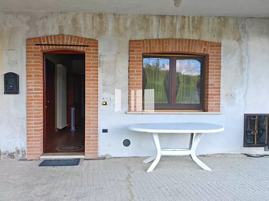 Immagine 10 di Casa semindipendente in vendita  in Via Villa De Luca 12 a Bellante