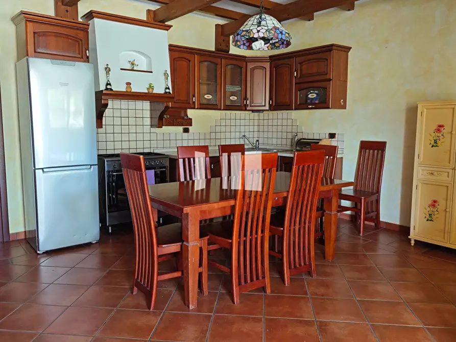 Immagine 12 di Casa semindipendente in vendita  in Via Villa De Luca 12 a Bellante