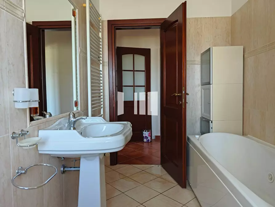 Immagine 14 di Casa semindipendente in vendita  in Via Villa De Luca 12 a Bellante