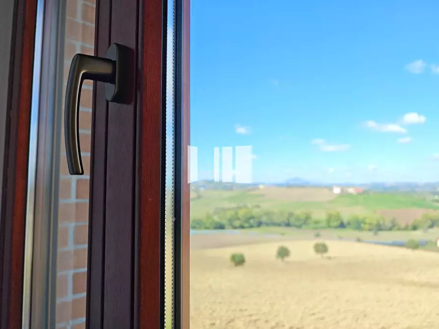 Immagine 37 di Casa semindipendente in vendita  in Via Villa De Luca 12 a Bellante