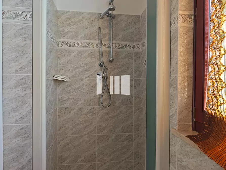 Immagine 45 di Casa semindipendente in vendita  in Via Villa De Luca 12 a Bellante