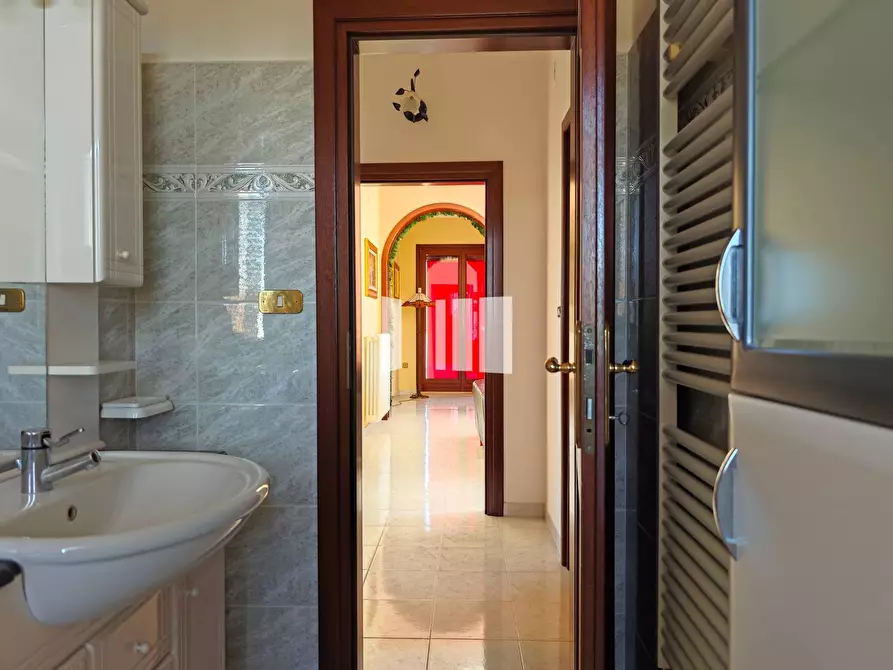 Immagine 46 di Casa semindipendente in vendita  in Via Villa De Luca 12 a Bellante