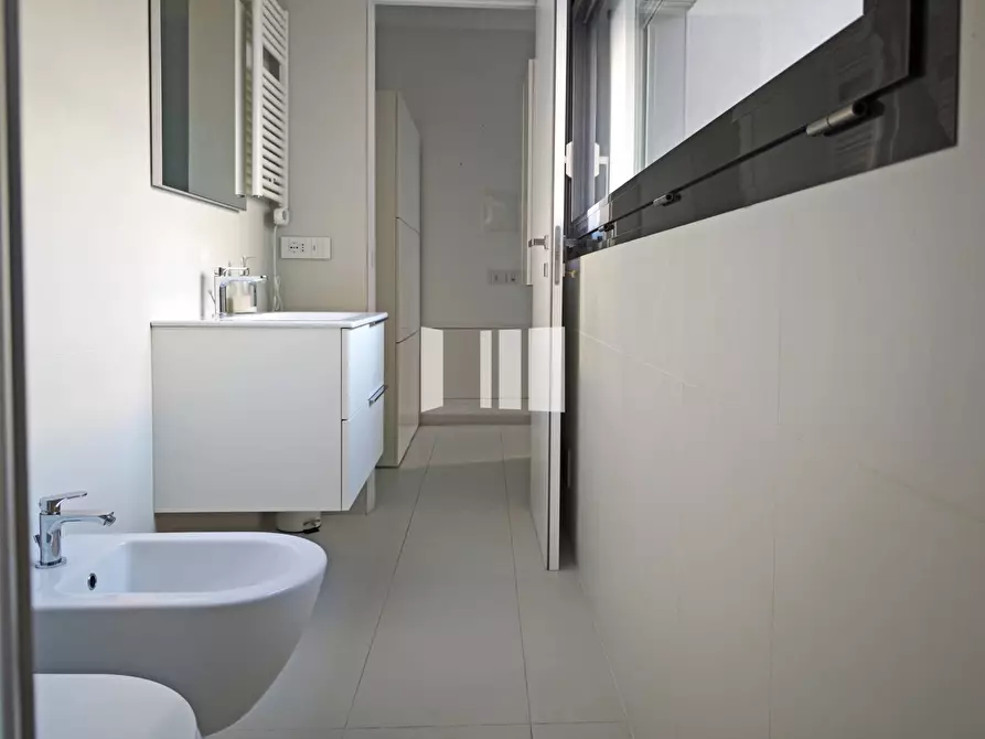 Immagine 17 di Appartamento in vendita  in Via Galvani 87 a Giulianova