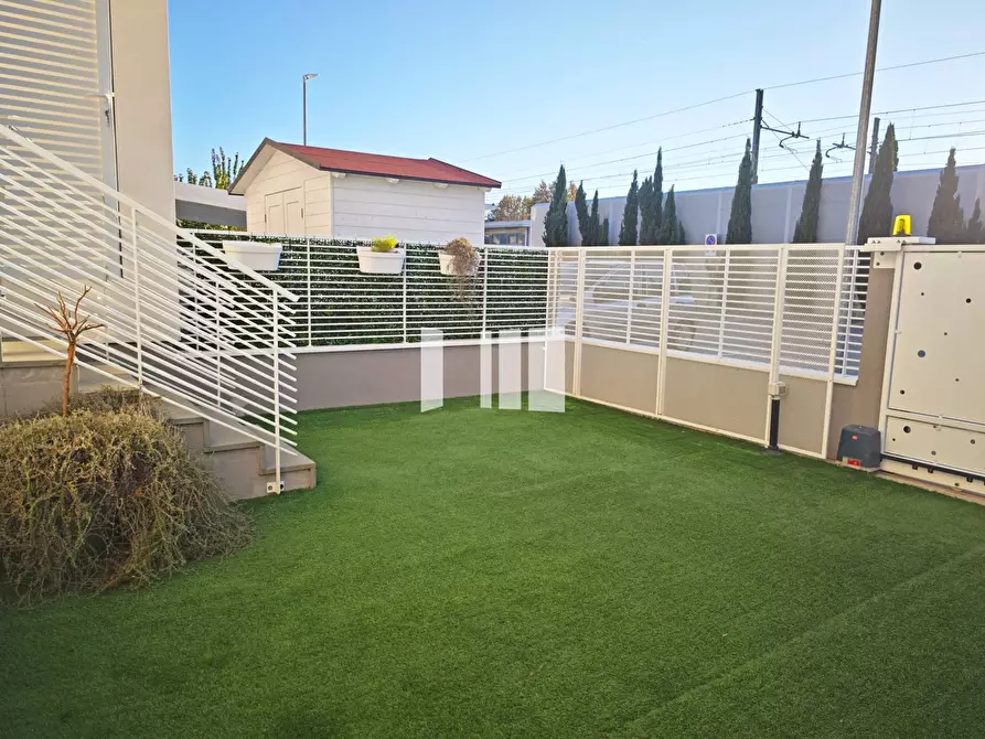 Immagine 28 di Appartamento in vendita  in Via Galvani 87 a Giulianova