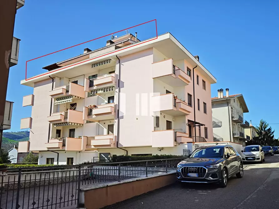 Immagine 37 di Attico in vendita  in Via Palmarini Togliatti 30 a Bellante