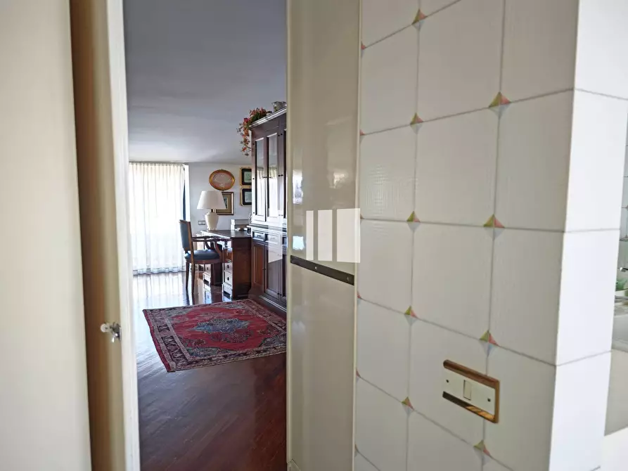 Immagine 29 di Attico in vendita  in Via Palmarini Togliatti 30 a Bellante