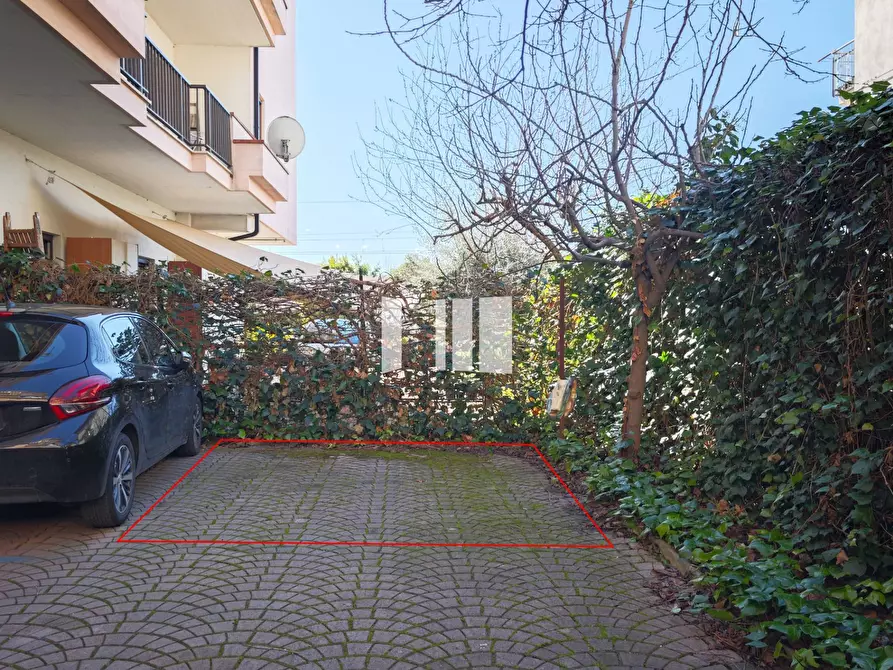 Immagine 35 di Attico in vendita  in Via Palmarini Togliatti 30 a Bellante