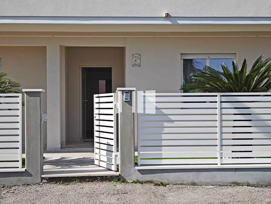 Immagine 3 di Appartamento in affitto  in Lungomare Rodi 6 a Giulianova