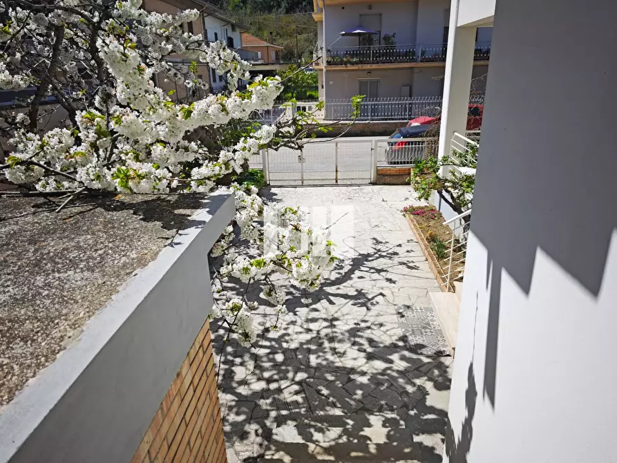 Immagine 19 di Appartamento in vendita  in Via Parini 16 a Giulianova