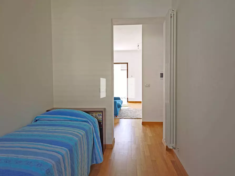 Immagine 17 di Appartamento in vendita  in Via Parini 16 a Giulianova