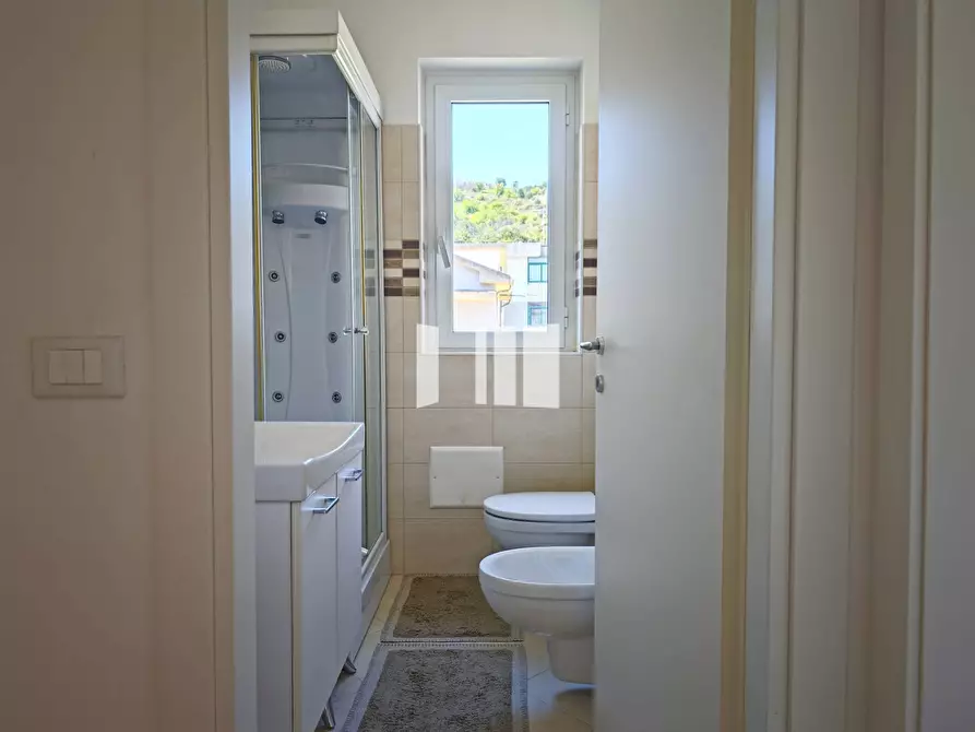 Immagine 10 di Appartamento in vendita  in Via Parini 16 a Giulianova