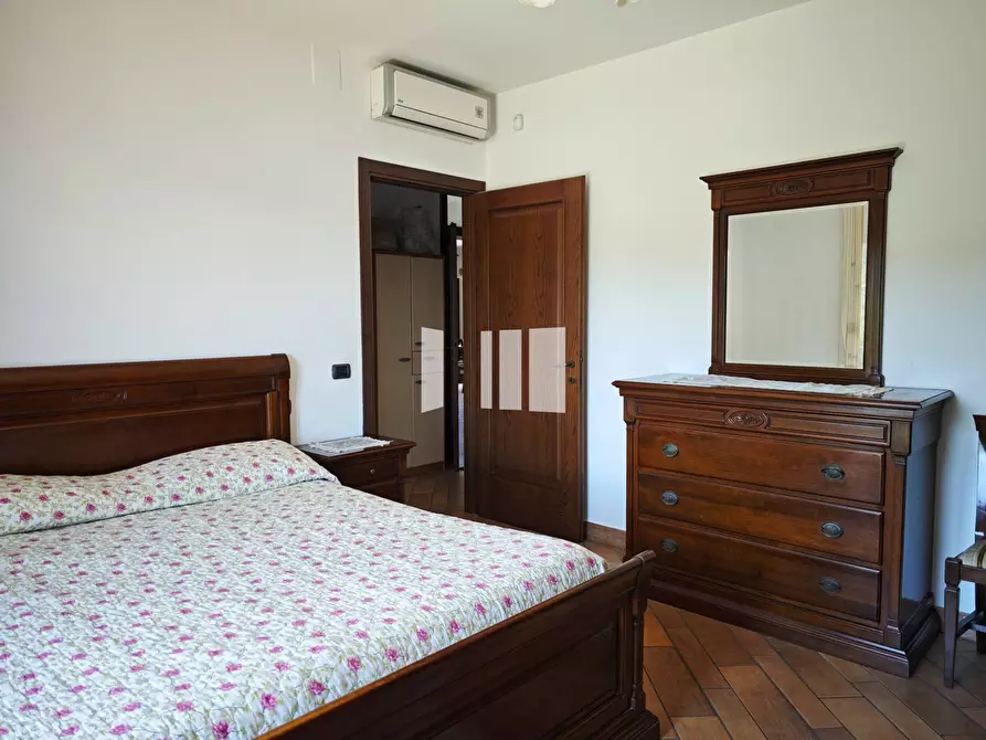 Immagine 33 di Villa in vendita  in Contrada Santa Croce 14 a Notaresco