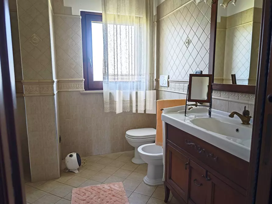 Immagine 39 di Villa in vendita  in Contrada Santa Croce 14 a Notaresco