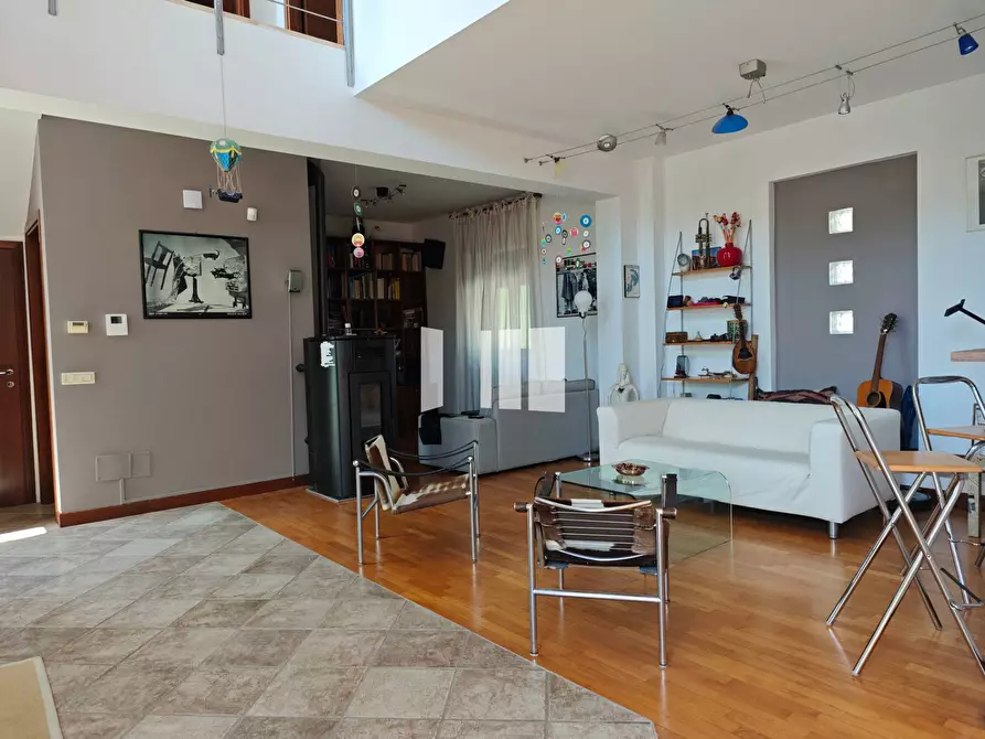 Immagine 5 di Villa in vendita  in Cda Forcella/Via Nazionale snc a Teramo