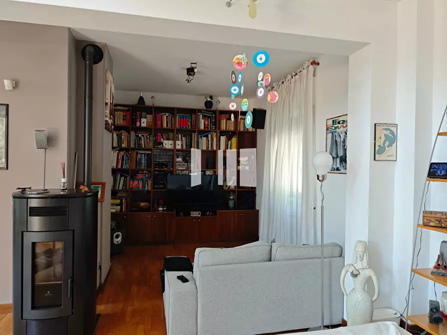 Immagine 6 di Villa in vendita  in Cda Forcella/Via Nazionale snc a Teramo