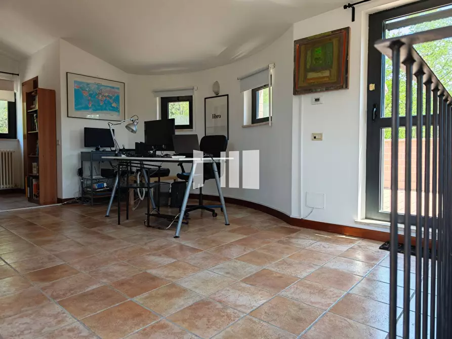Immagine 36 di Villa in vendita  in Cda Forcella/Via Nazionale snc a Teramo