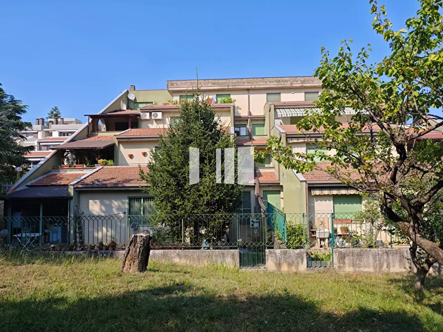 Immagine 49 di Appartamento in vendita  in Via Andrea Bafile 5 a Teramo
