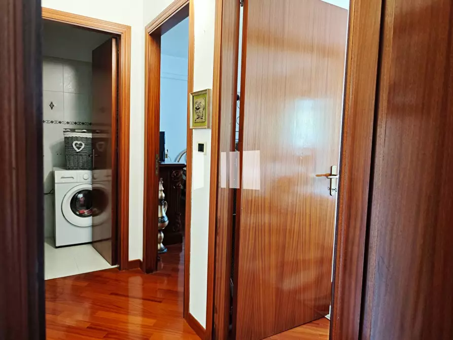 Immagine 39 di Appartamento in vendita  in Via Andrea Bafile 5 a Teramo