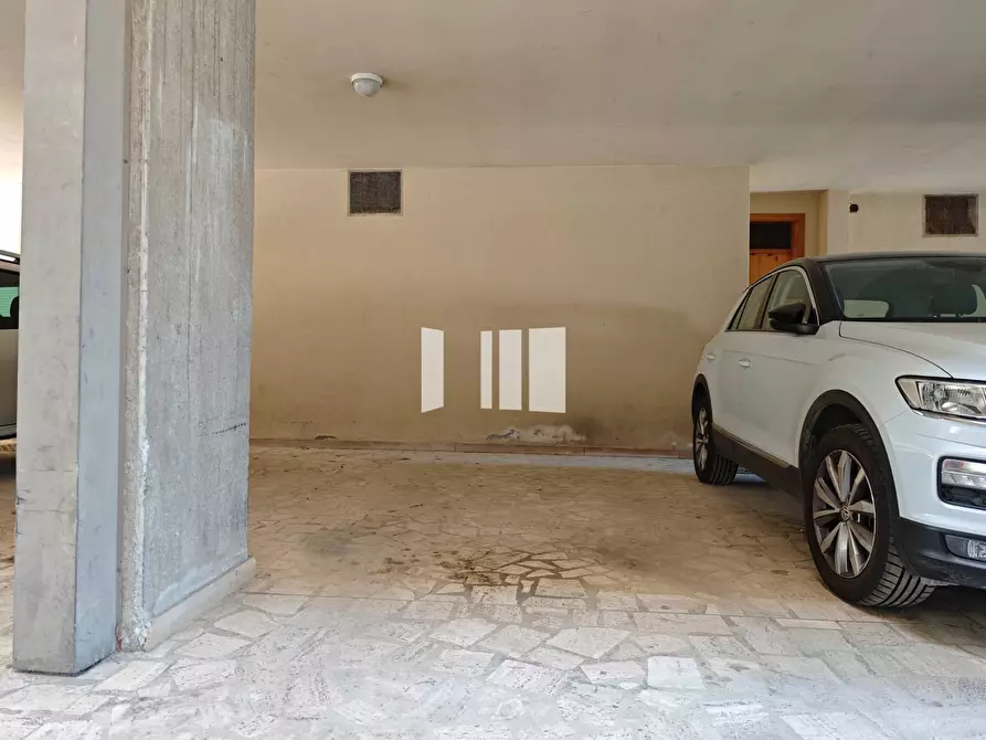 Immagine 45 di Appartamento in vendita  in Via Andrea Bafile 5 a Teramo