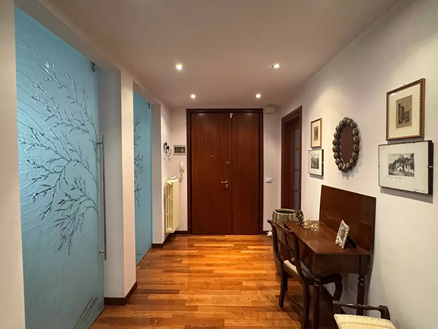 Immagine 3 di Appartamento in vendita  in Via Dei Frullani 3 a Firenze