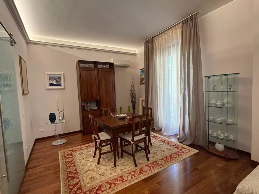 Immagine 7 di Appartamento in vendita  in Via Dei Frullani 3 a Firenze