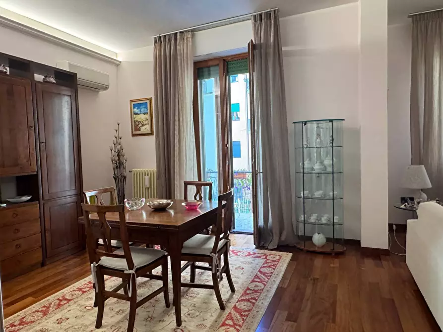 Immagine 17 di Appartamento in vendita  in Via Dei Frullani 3 a Firenze
