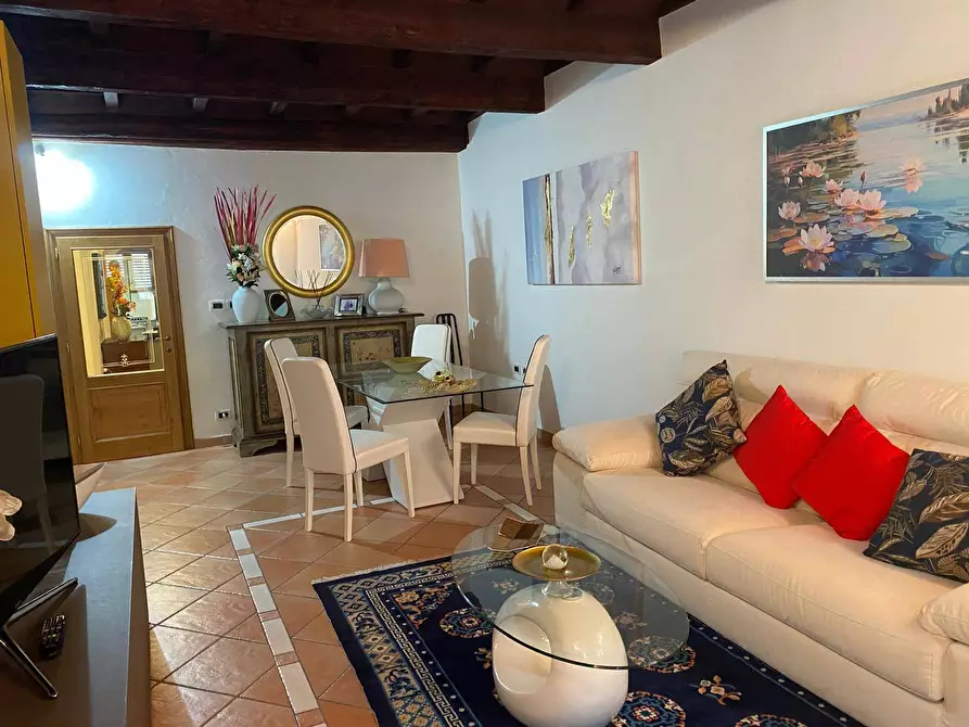 Immagine 8 di Appartamento in vendita  in piazza bernardo tanucci 3 a Pratovecchio Stia