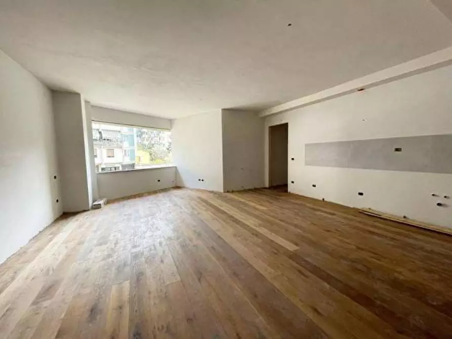 Immagine 2 di Appartamento in vendita  in Viale Eleonora Duse 52 a Firenze