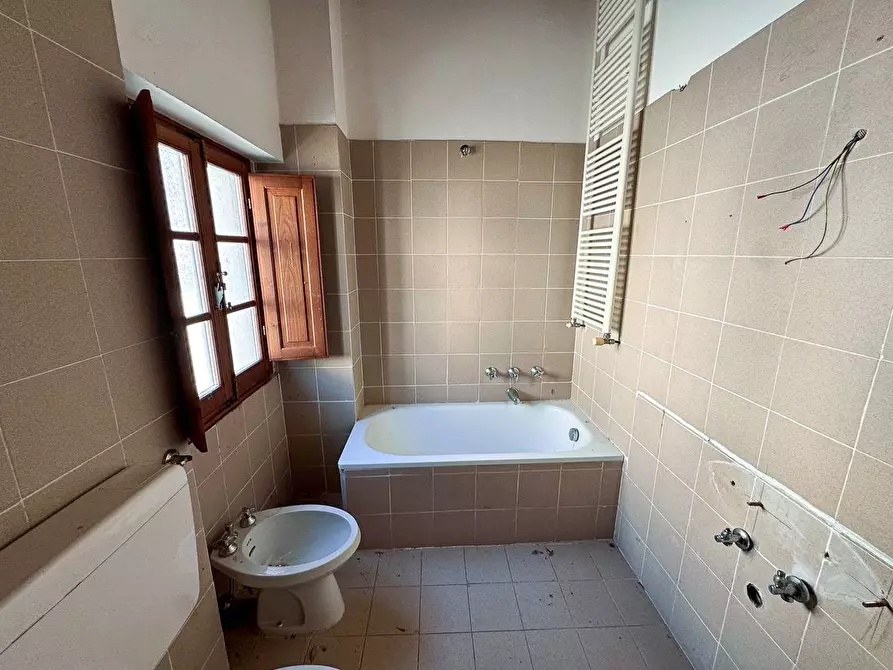 Immagine 12 di Appartamento in vendita  in via Santa Zanobi 1 a Scandicci