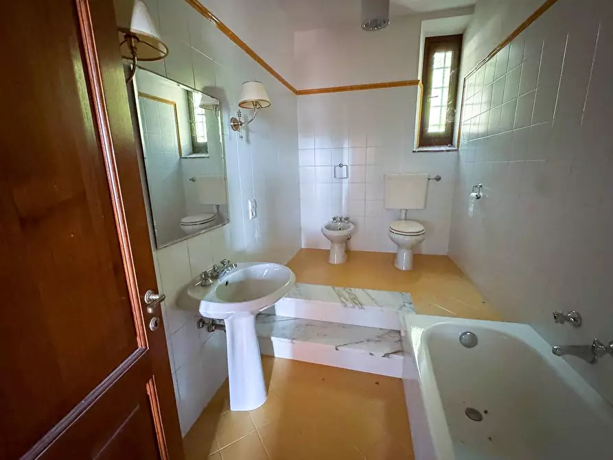 Immagine 6 di Appartamento in vendita  in via Santa Zanobi 1 a Scandicci