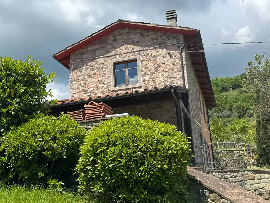 Immagine 6 di Villa in vendita  in via di pescaia a Pratovecchio Stia