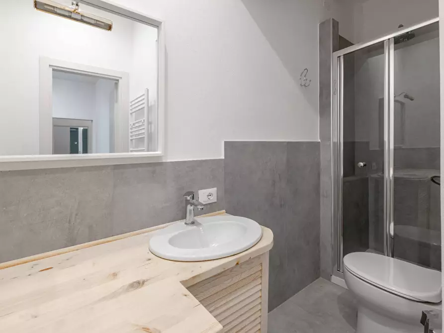 Immagine 19 di Appartamento in vendita  in Via San Zanobi a Firenze