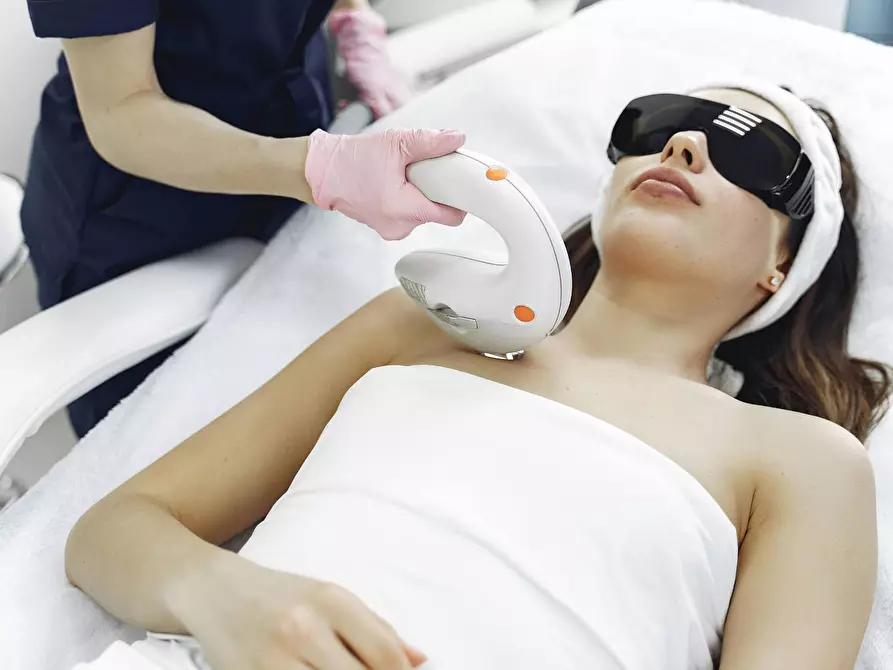 Immagine 3 di Attività commerciale in vendita  in Via Ottavio Rinuccini 34 a Firenze