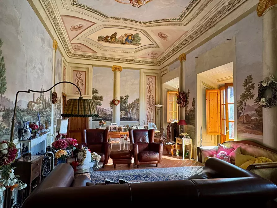 Immagine 4 di Villa in vendita  in via Pieve di Rubbiana 4 a Greve In Chianti