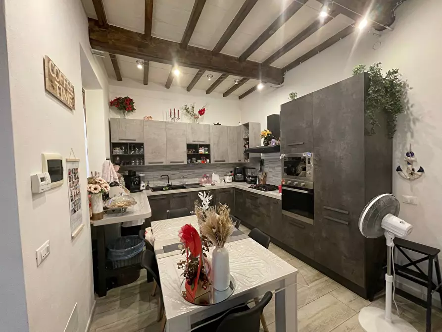 Immagine 4 di Appartamento in vendita  in Strada Provinciale Traversa del Mugello 12 a Borgo San Lorenzo