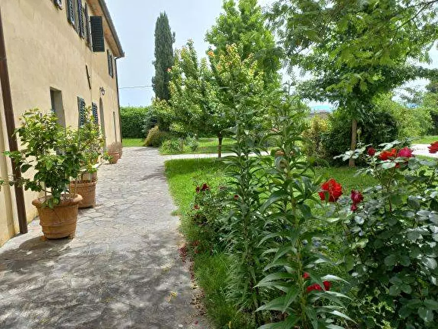 Immagine 13 di Rustico / casale in vendita  in frazione piazzano 69 a Vicchio