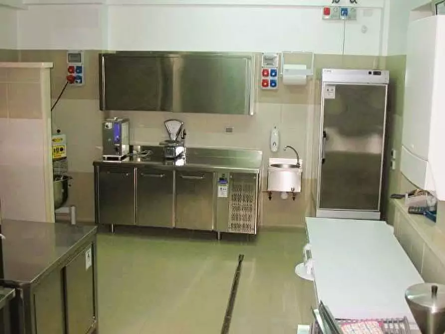 Immagine 3 di Locale commerciale   in Via Luigi Boccherini 29 a Firenze