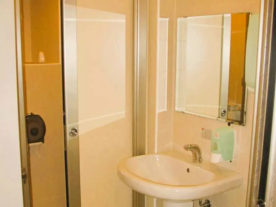 Immagine 6 di Locale commerciale   in Via Luigi Boccherini 29 a Firenze